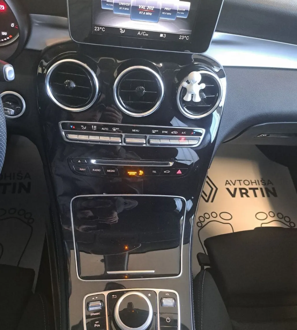 Zunanja slika - Mercedes-Benz GLC-Razred - GLC 220 d 4MATIC Z ENOLETNIM JAMSTVOM - 12