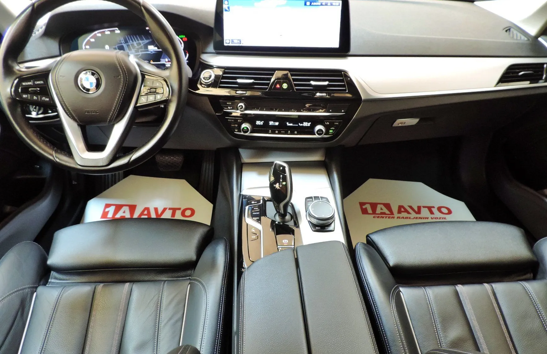 Zunanja slika - BMW Serija 5 - : 520i Avt. USNJE-360 KAMERA-HEAD UP…… - 13