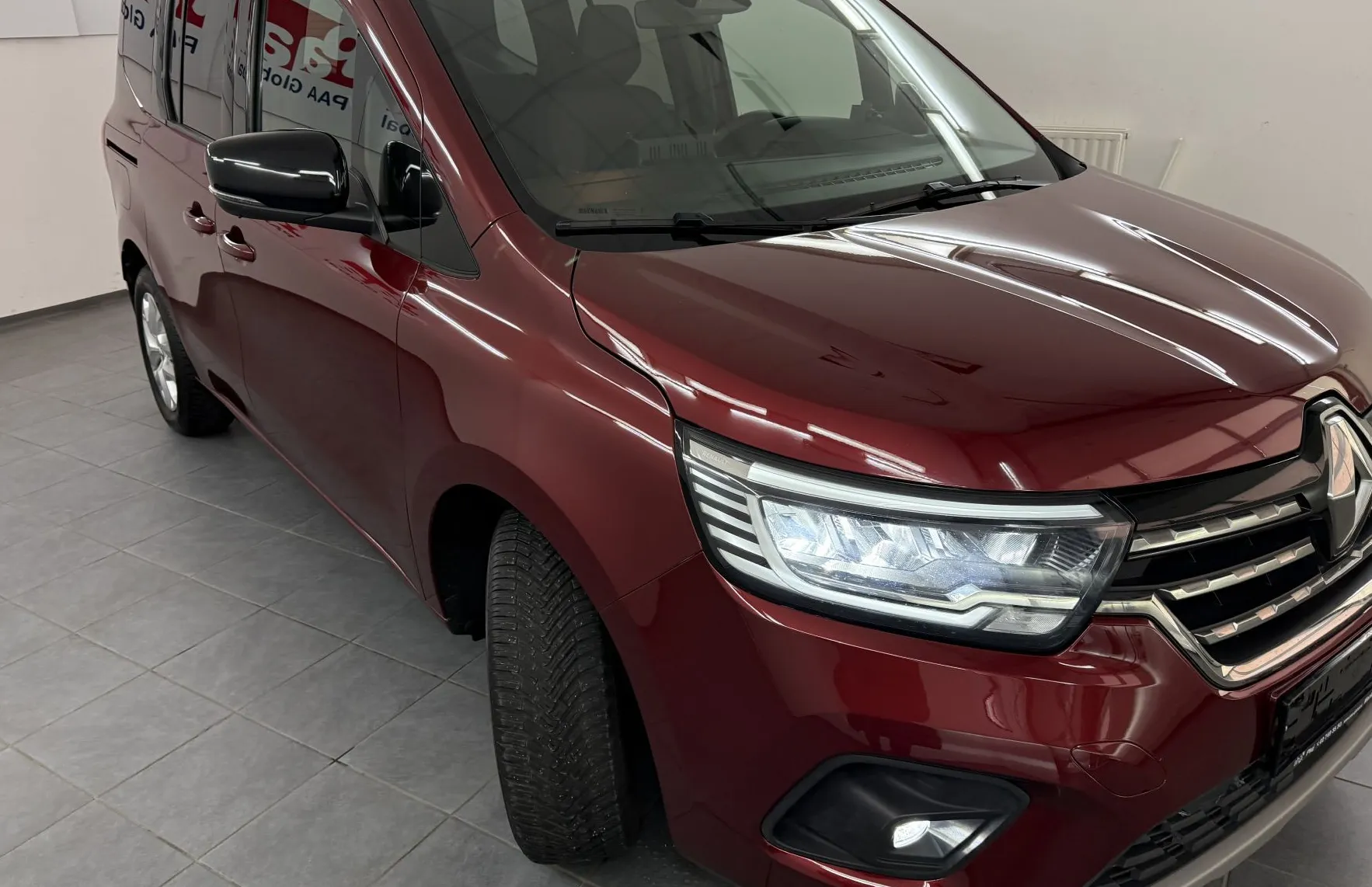 Zunanja slika - Renault Kangoo - 1.3 TCe 100 Edition One.USNJE.NAVI.KAMERA.BENCIN - 1