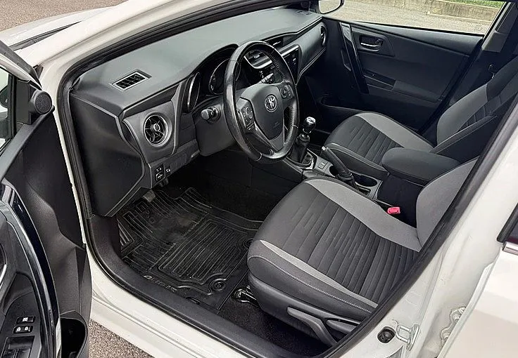 Zunanja slika - Toyota Auris - TS 1.4 D-4D Style  - NA OBROKE BREZ POLOGA - - 5