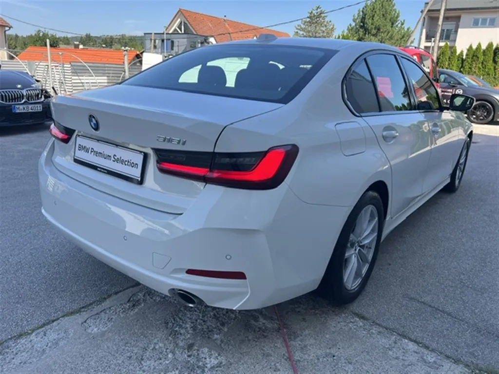 Zunanja slika - BMW Serija 3 - 318i - 2