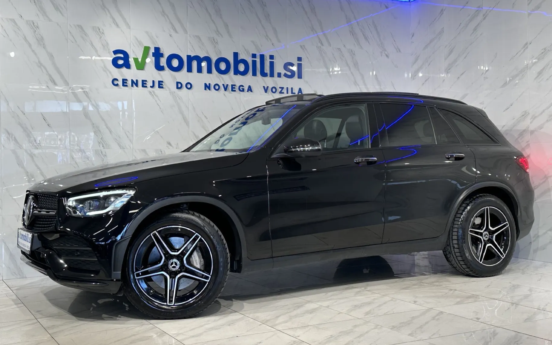 Zunanja slika - Mercedes-Benz GLC-Razred - 300 4Matic |AMG|Pano|ACC|360K|Burmester|Kljuka|... - 2