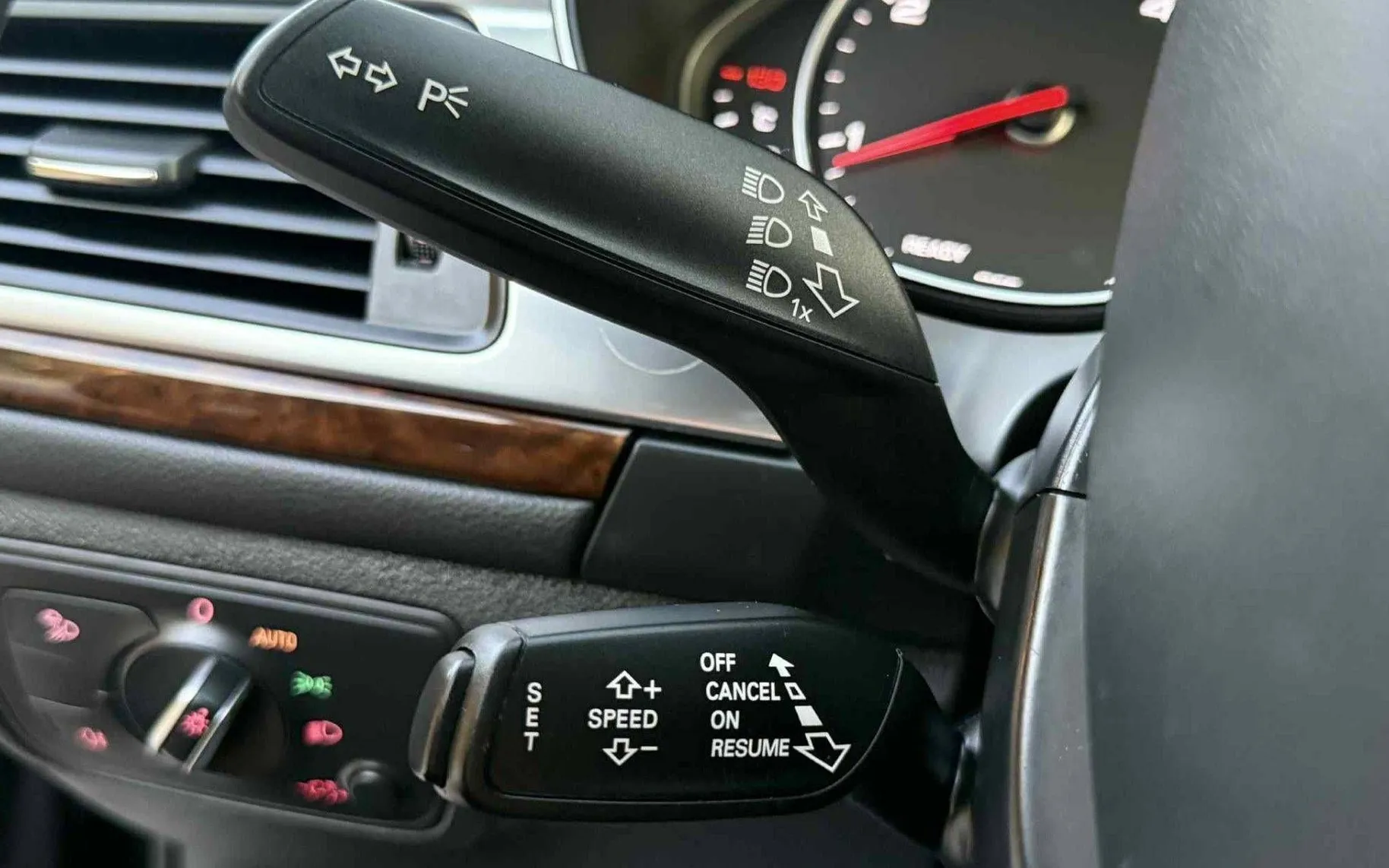 Zunanja slika - Audi A6 - Avant 2.0 TDI-AUT-S LINE-MATRIX-LIZING ZA TUJCE-NAVI - 15