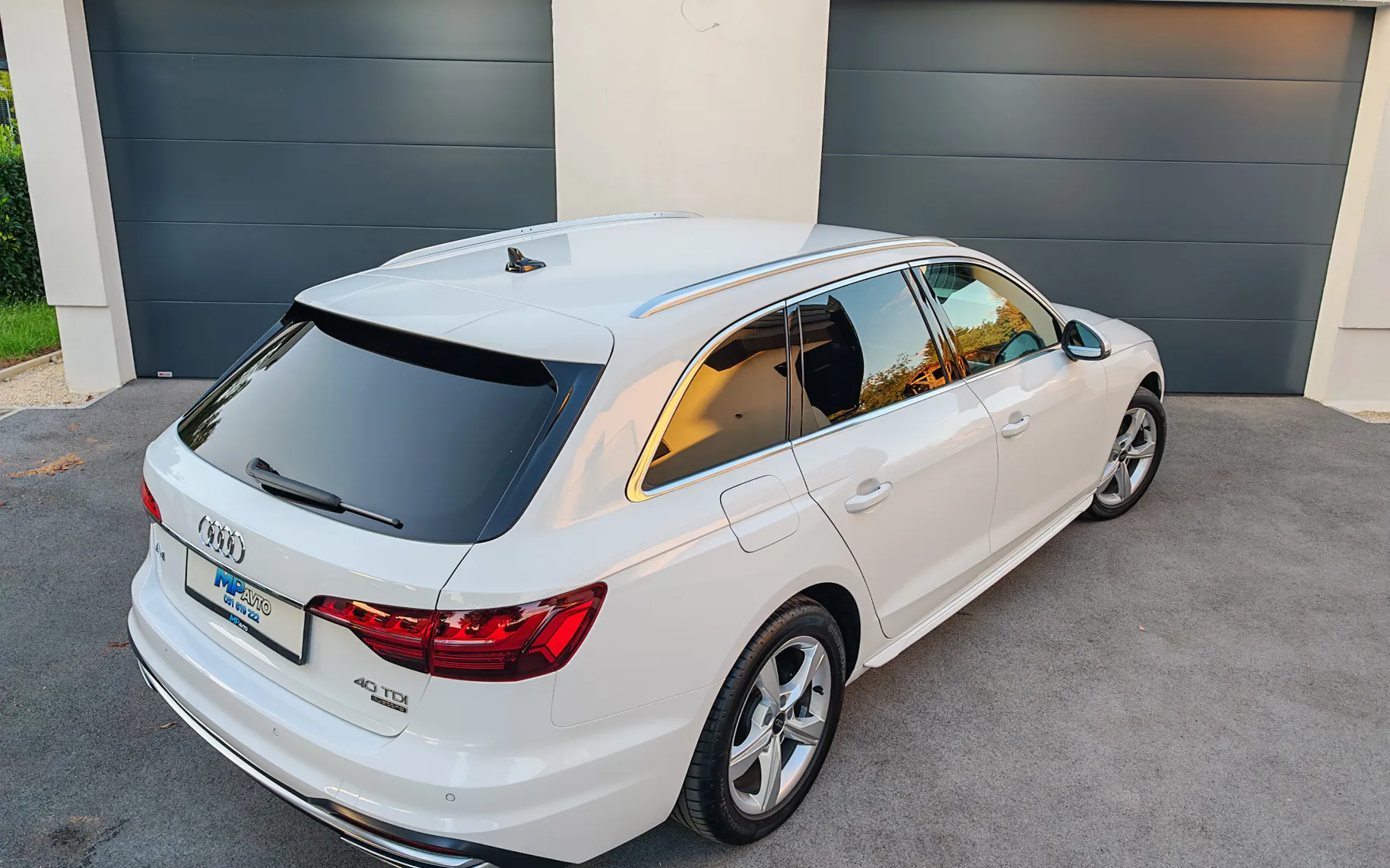 Zunanja slika - Audi A4 - Avant QUATTRO•40TDI•Advanced•MATRIX•KLJUKA•ACC•LANE ASIS - 2
