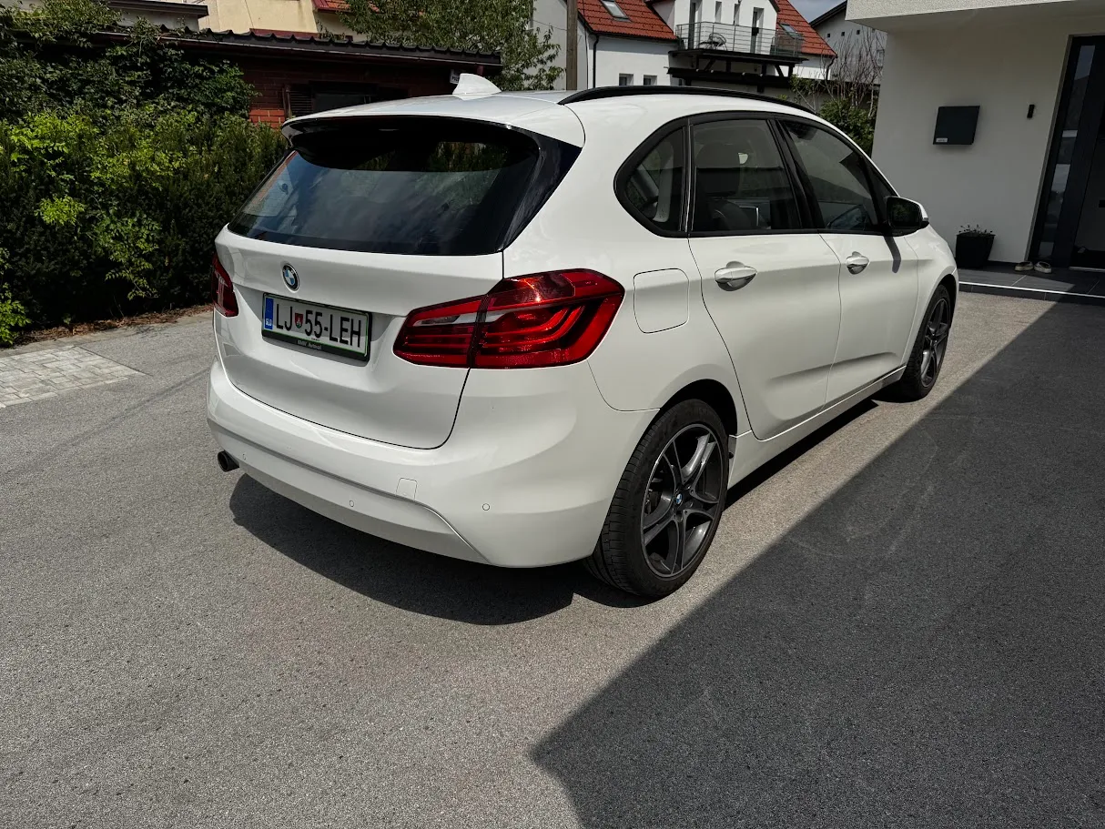 Zunanja slika - BMW Serija 2 - 216d Active Tourer - 3