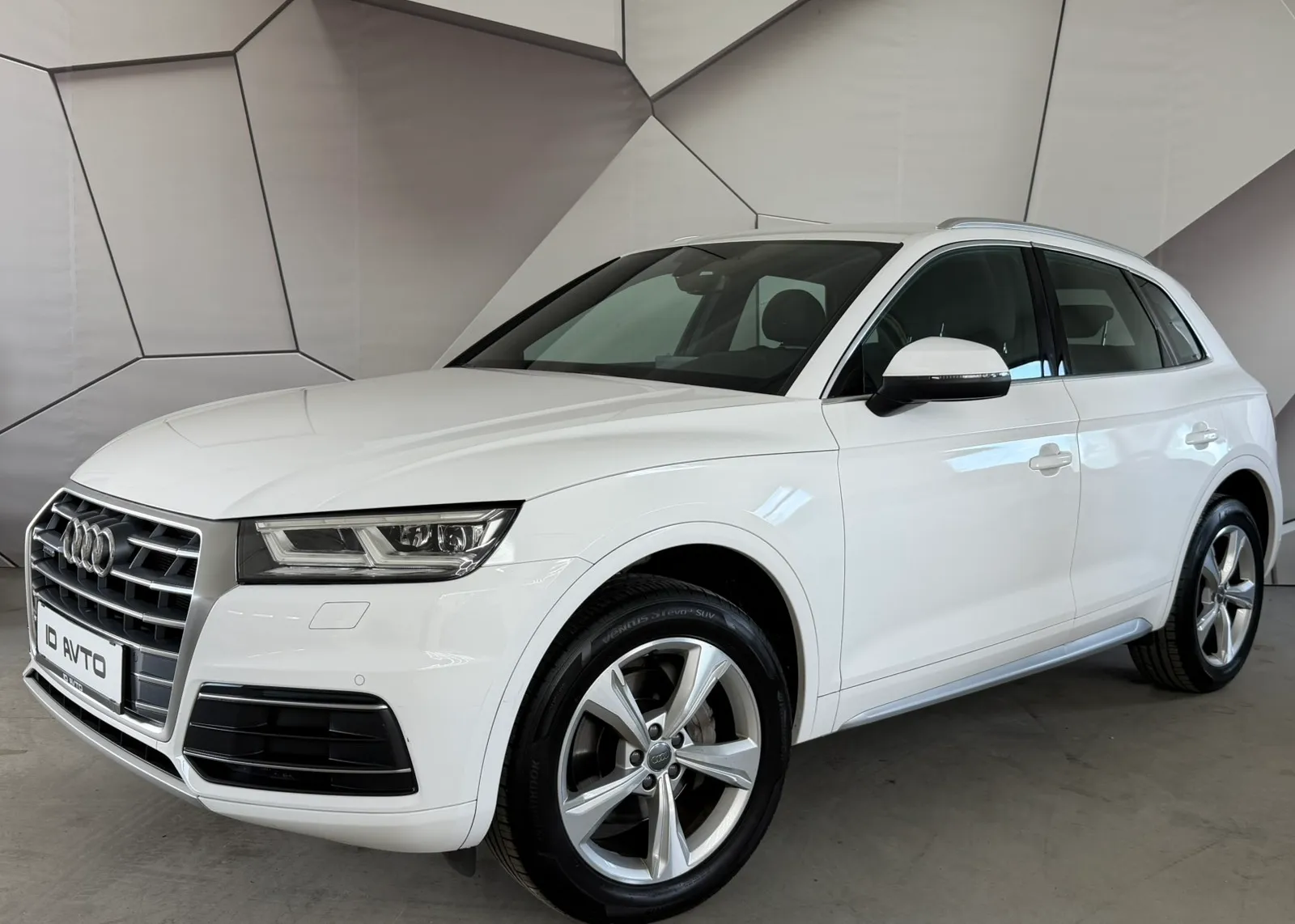 Zunanja slika - Audi Q5 - quattro 2,0 TDI Sport S tronic - 2
