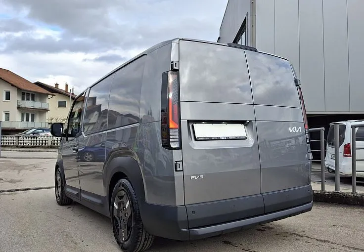 Zunanja slika - KIA PV5 - 71.2 kWh baterija 120 kW  163 KS  Air - 6