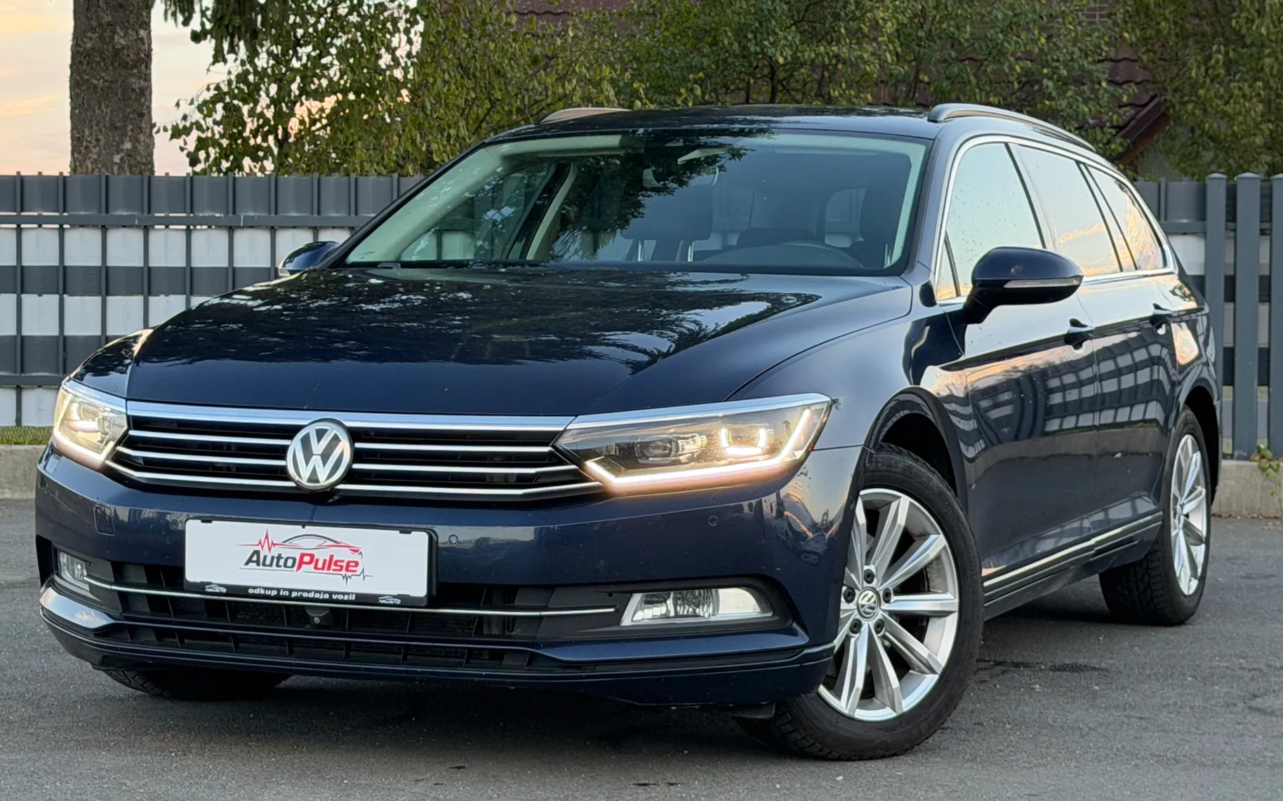 Zunanja slika - Volkswagen Passat - Variant 2,0 TDI BMT Highline DSG - 1