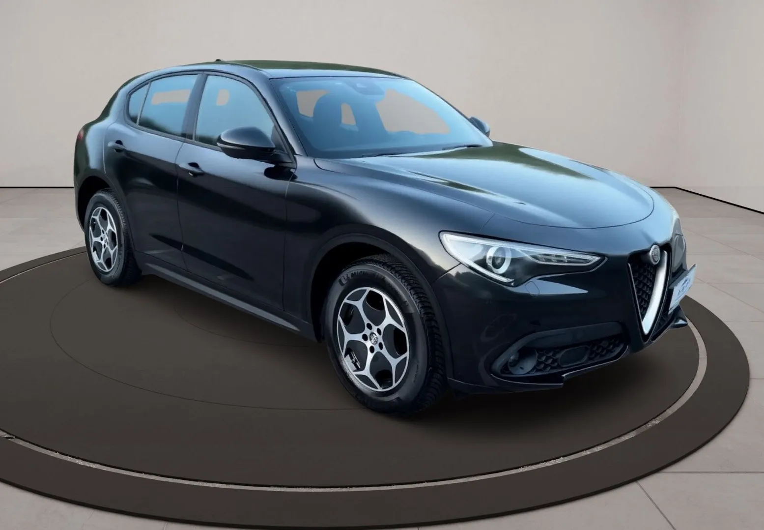 Zunanja slika - Alfa Romeo Stelvio - Q4 2.2 Diesel 190 Avt. 1 letna garancija 1 lastnik - 3