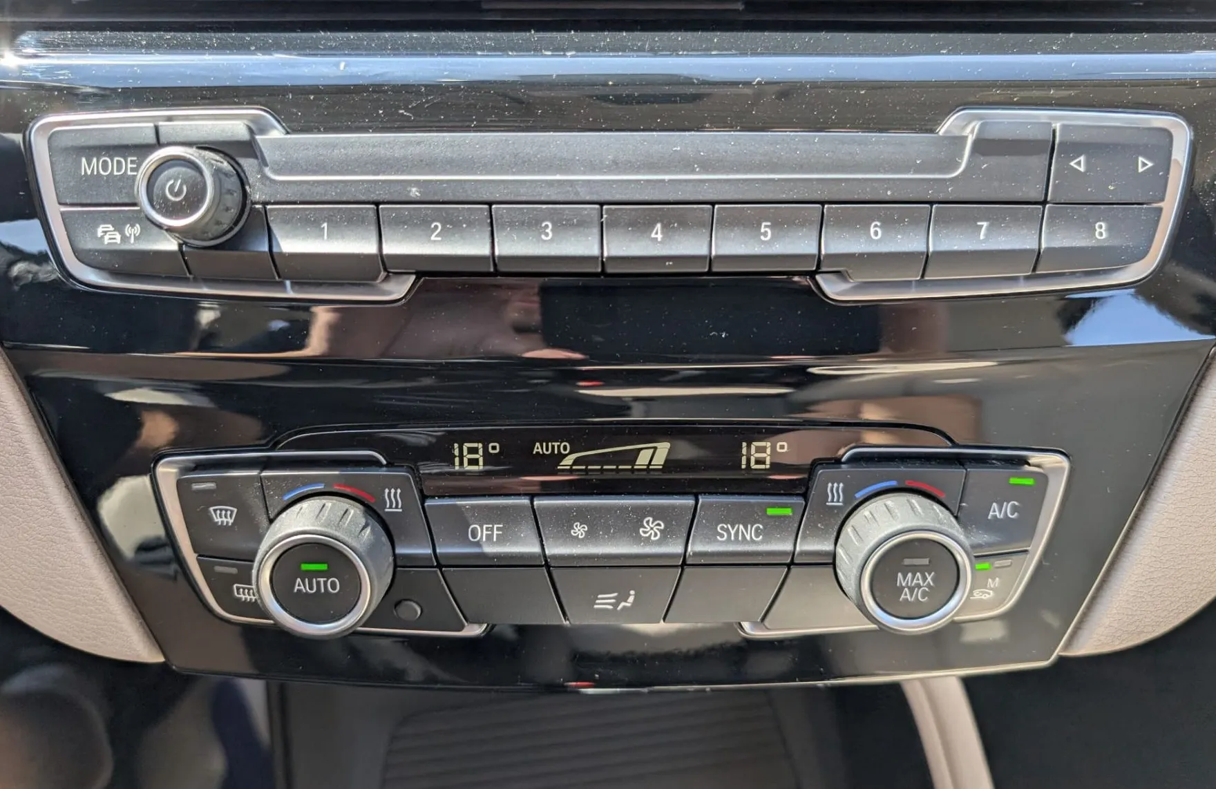 Zunanja slika - BMW X1 - serija : 18d Advantage|BeigeUSNJE|navi|AC|fulLED|2xPDC - 15