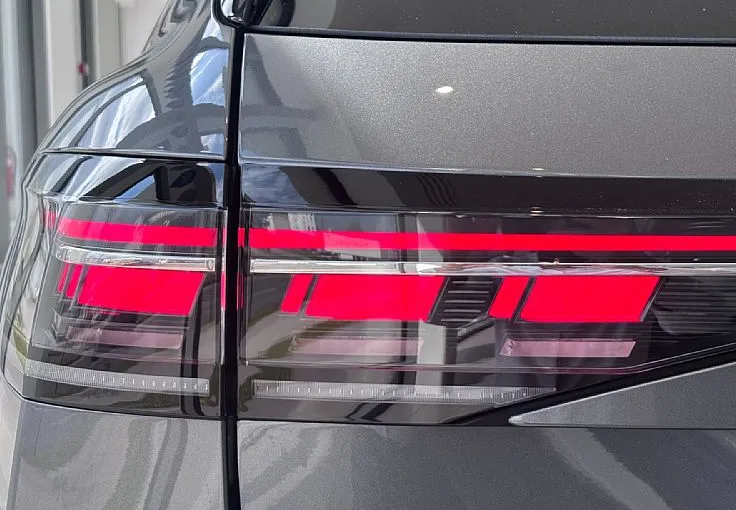 Zunanja slika - Volkswagen Passat - Variant R-Line 4JOY 2.0 TDI DSG 4M - V PRIHODU - KLJUKA - - 5