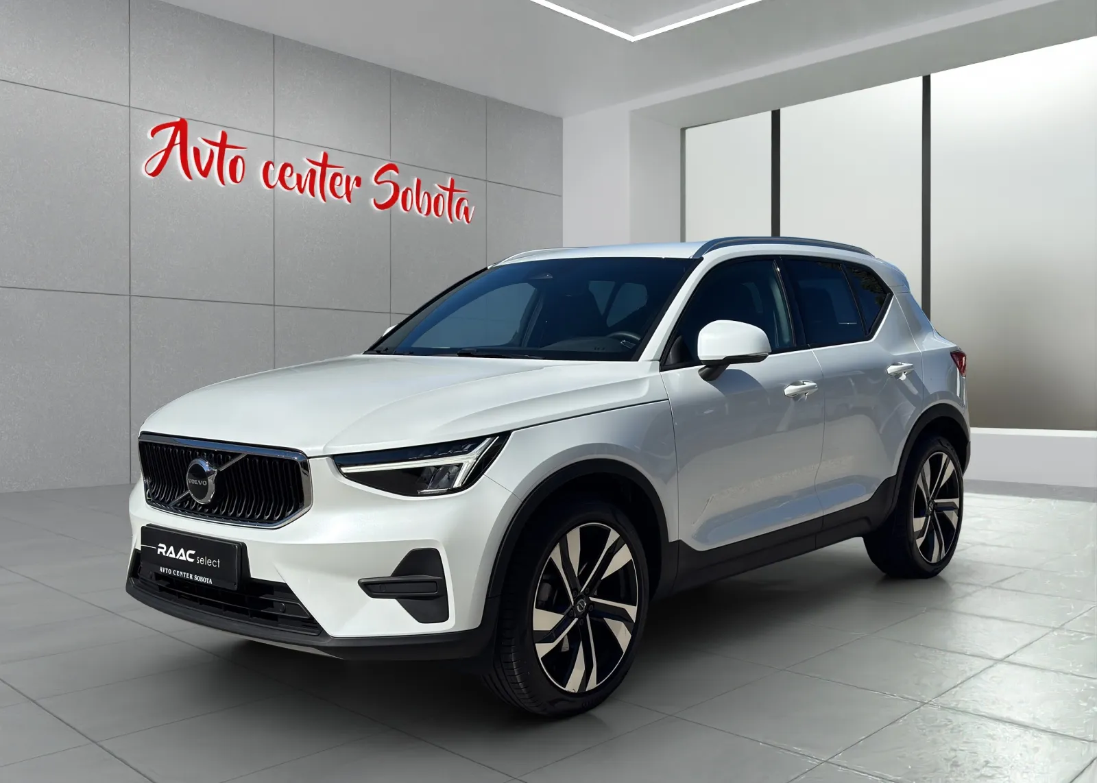 Zunanja slika - Volvo XC40 - B3 AUT. - 3