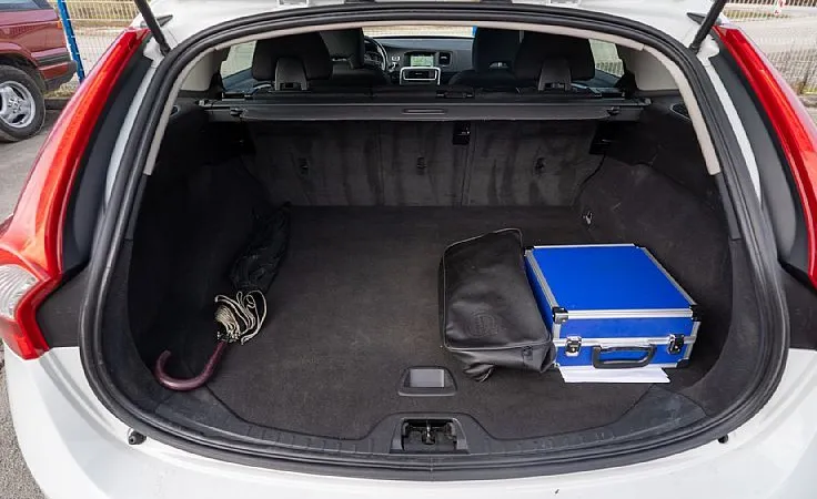 Zunanja slika - Volvo V60 - D4 A Business - 12