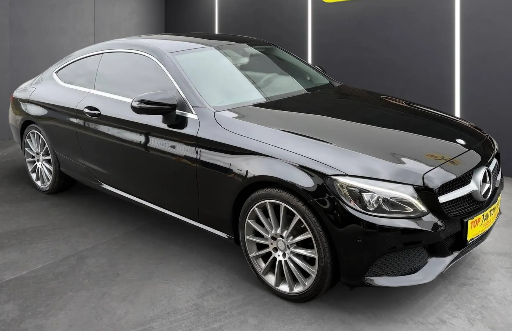 Zunanja slika - Mercedes-Benz C-Razred - C 180 COUPE 19 COL AMG FULL LED NAVI PDC TEMPOMA.. - 9