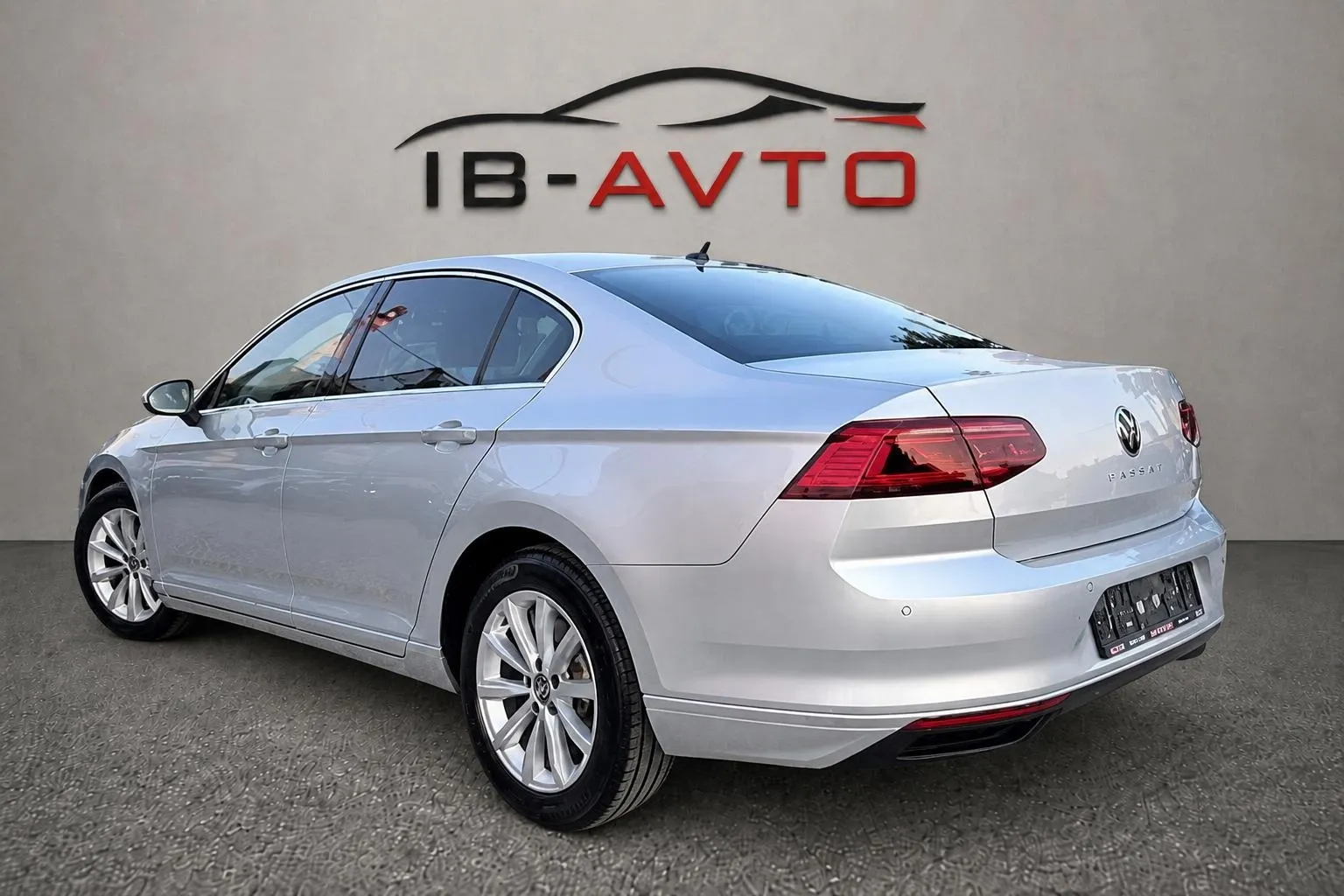 Notranja slika - Volkswagen Passat - 2.0 TDI  DSG - KAMERA-ACC-VIRTUAL-NAVI-PDC - 18