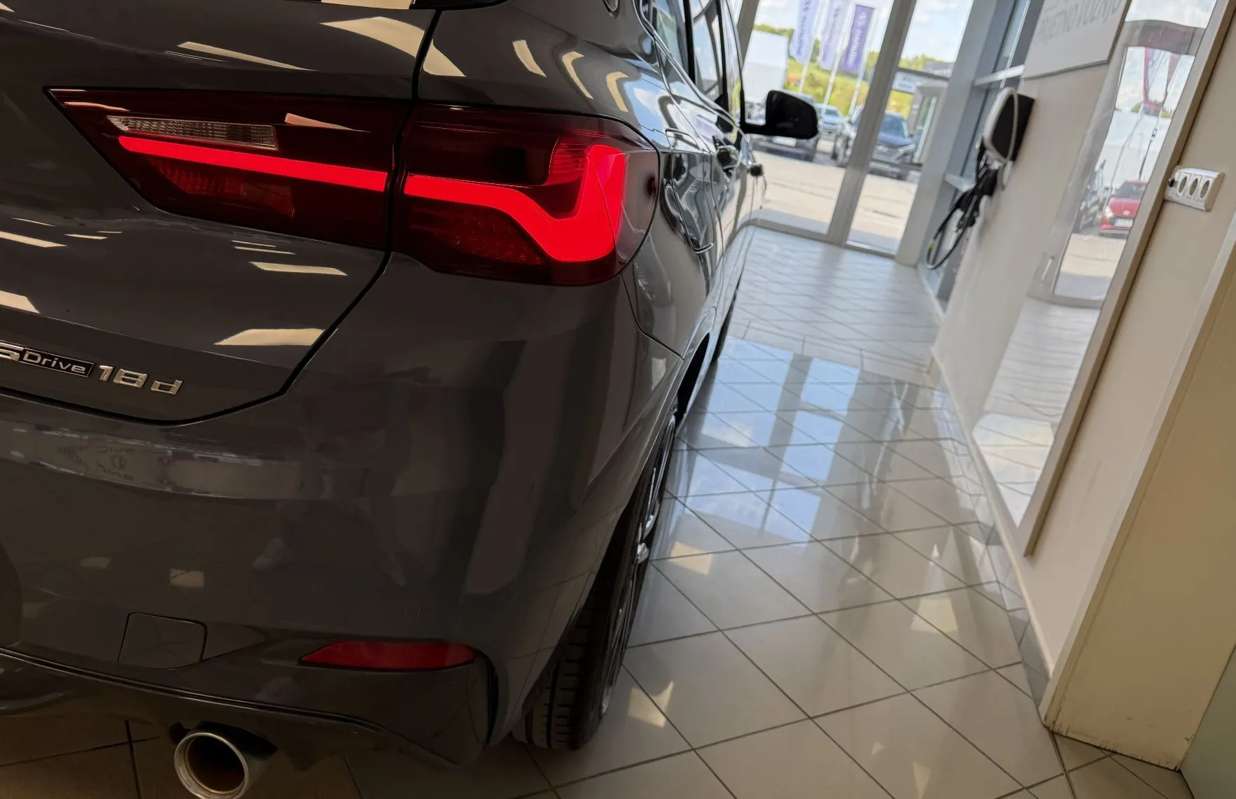 Zunanja slika - BMW X2 - serija : sDrive18d AUT. -M-SPORT-FACELIFT-PANO-KAMERA- - 8