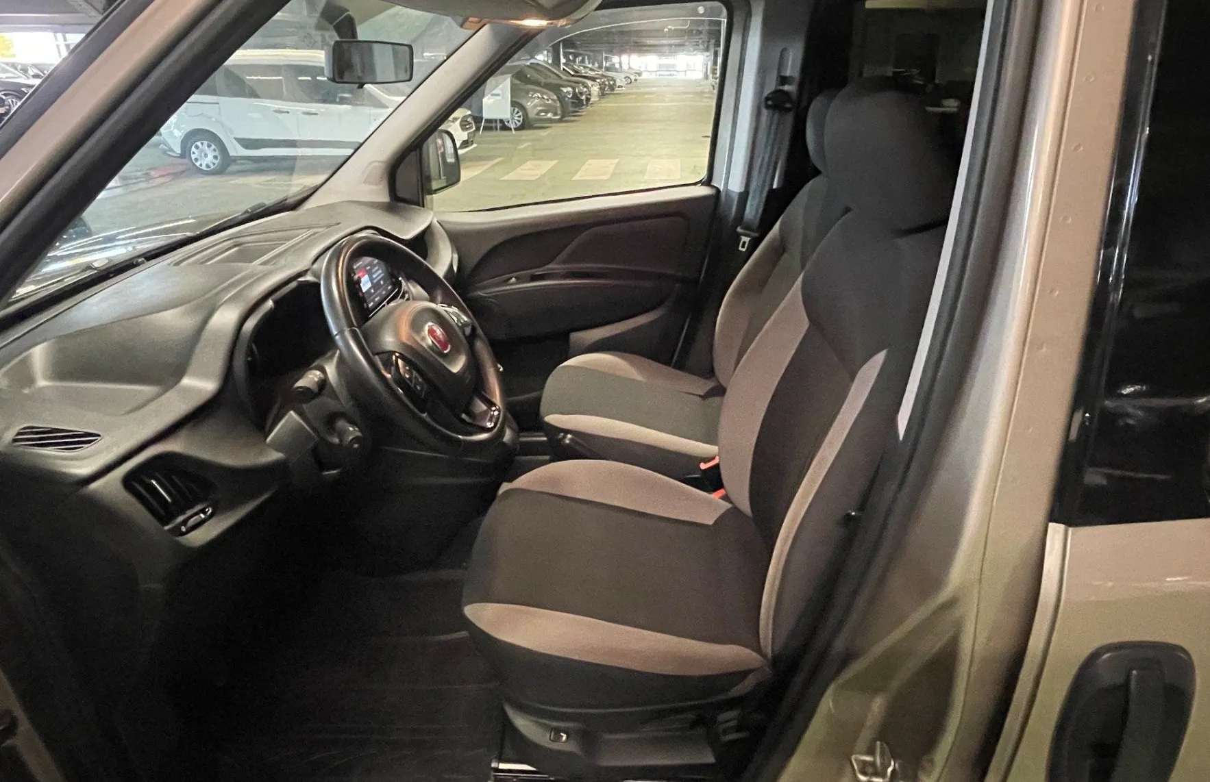 Zunanja slika - Fiat Doblo - SX CARGO 1.6 MULTIJET 77 KW NAVI.KAMERA.TEMP - 8