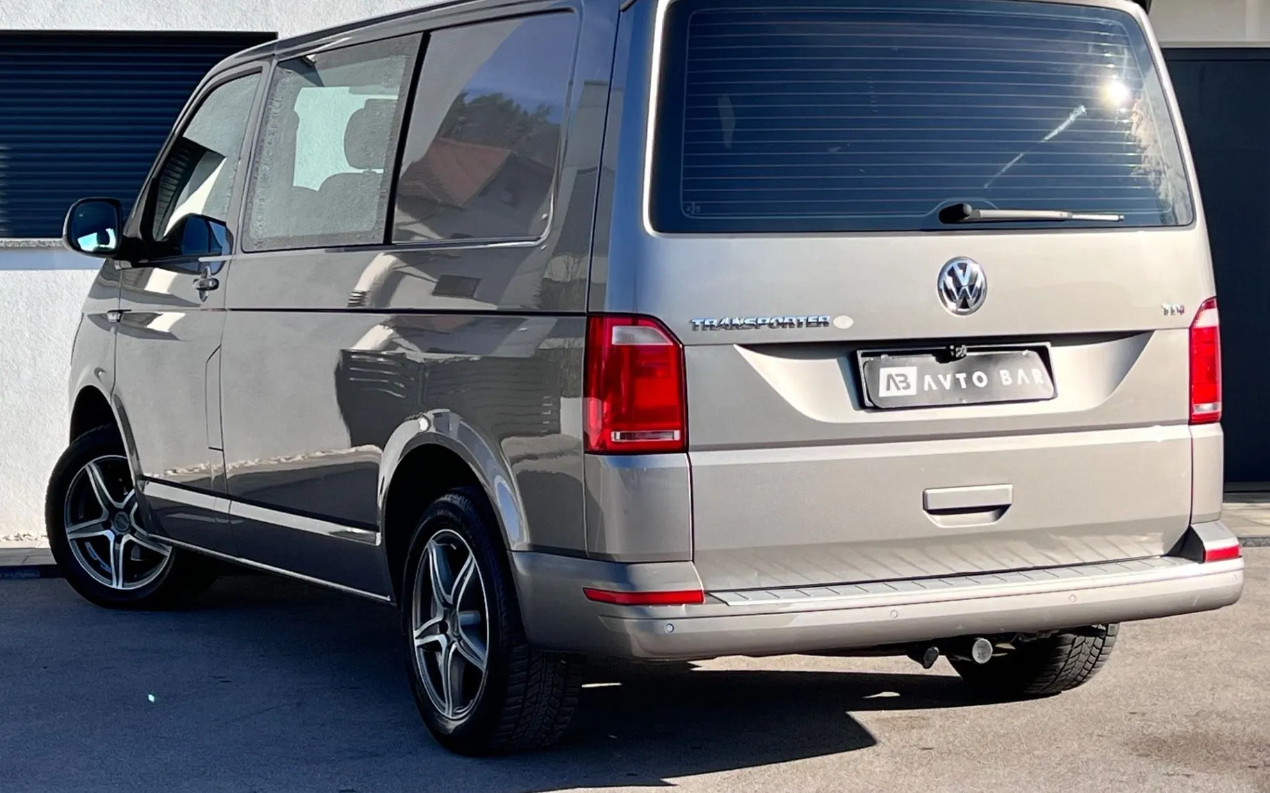 Notranja slika - Volkswagen Transporter - 2.0 TDI+150KM+SLO+1.LAST+KAMERA... - 8