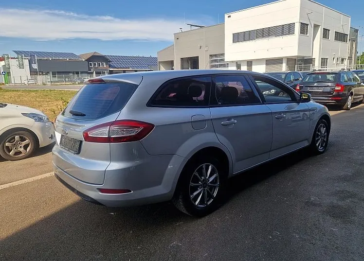 Zunanja slika - Ford Mondeo - SW 1.6 TDCi  115 KM  TITANIUM - 4