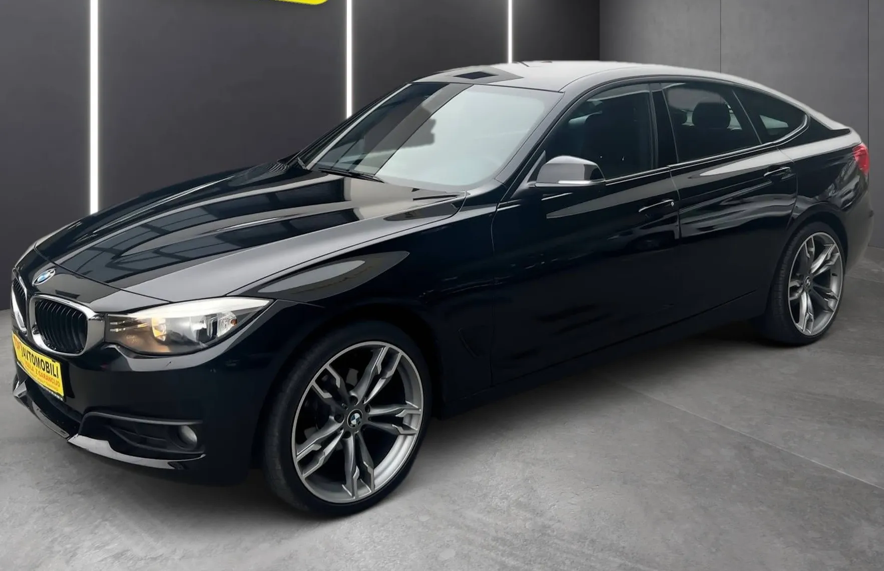 Zunanja slika - BMW Serija 3 - Gran Turismo: 318d TEMP NAVI MOŽNOST FINANCIRANJA BREZ P - 3