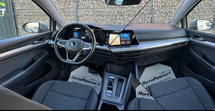 Zunanja slika - VW Golf - Variant 2.0 TDI avt. 85kw |NAVI|PDC|AMBI| - 20