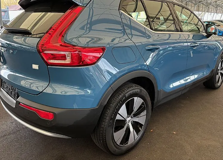 Zunanja slika - Volvo XC40 - T5 Plus Bright Recharge AT FWD - 4