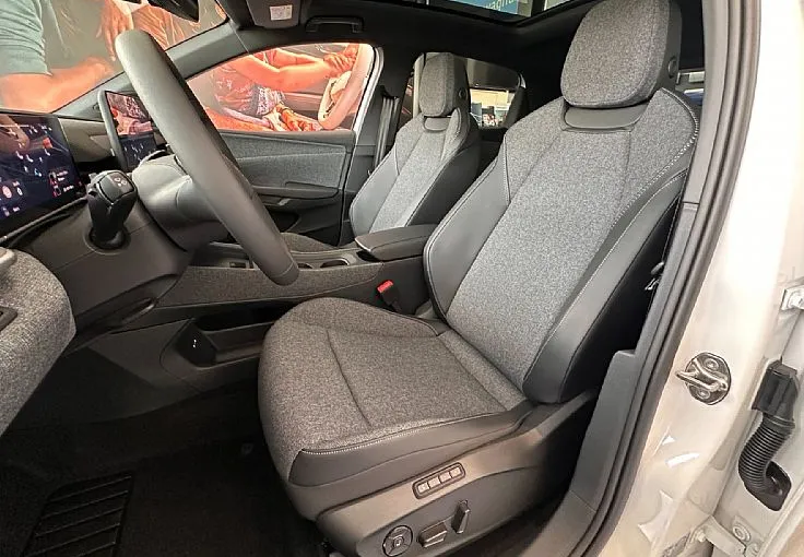 Zunanja slika - Volkswagen ID.Polo - Premium 52kWh 211KM -NOVI MODEL -PANORAMA -KLJUKA - 9