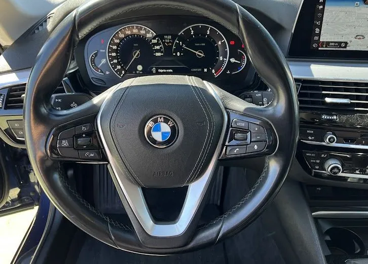 Zunanja slika - BMW Serija 5 - Touring: 520d Touring LUX.LINE.LED.VZR. KAM. PANORAMA. - 15