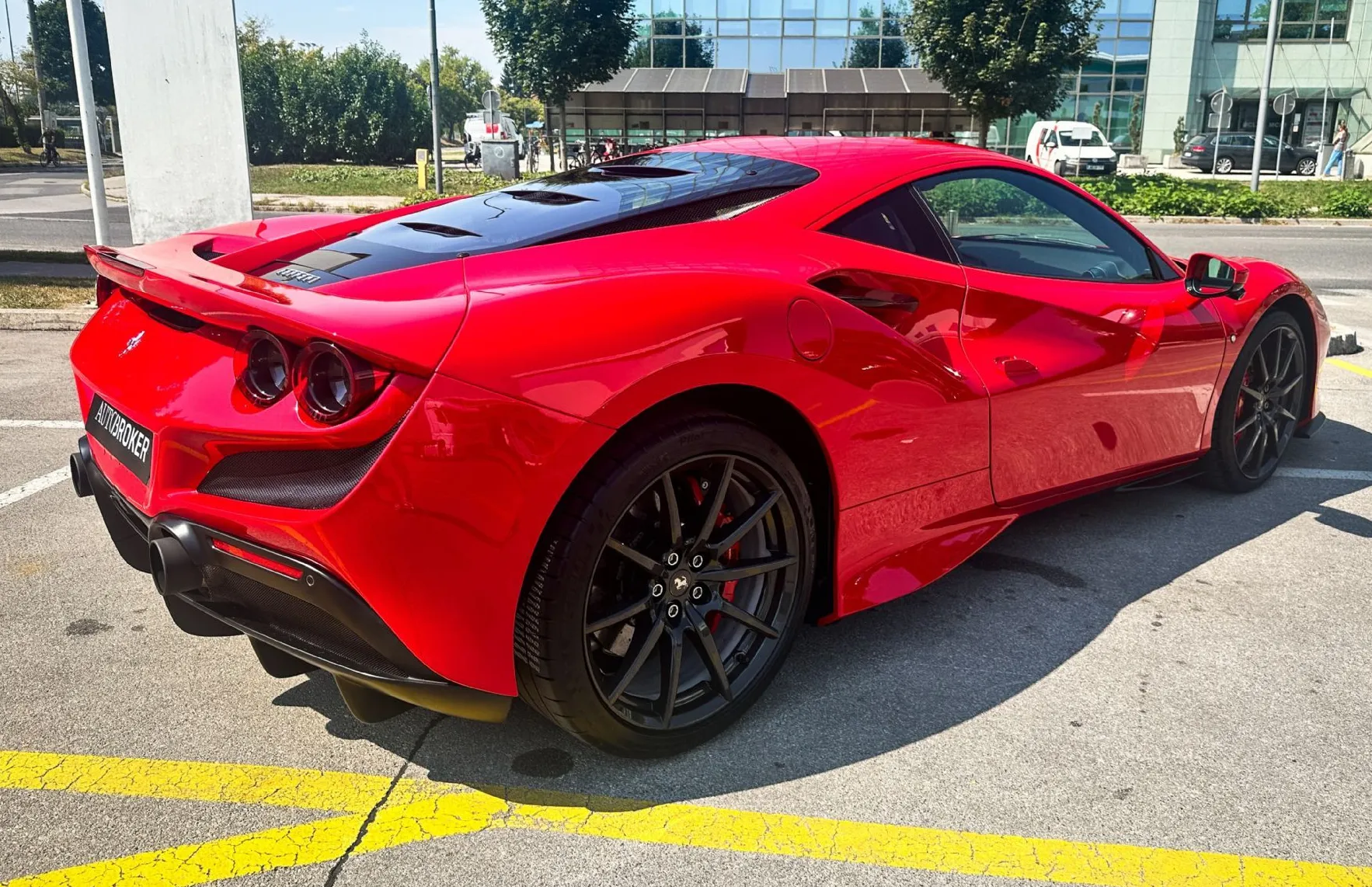 Zunanja slika - Ferrari F8 - AFS ELEV 360KAM EL.SEDEŽI - 5