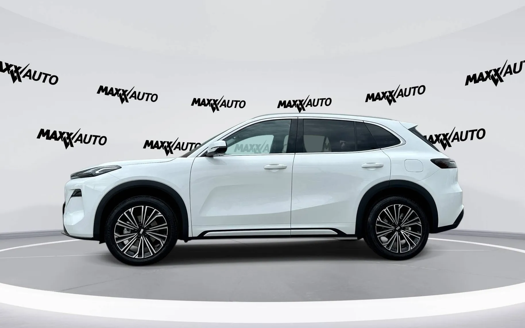 Notranja slika - Geely StarRay EM-i - Plug-In Hybrid 1.5 Max Avt. - 8