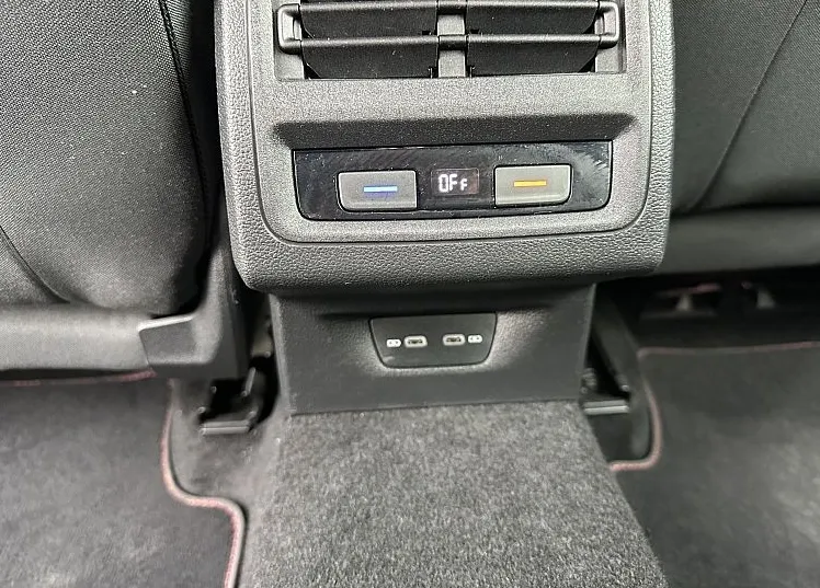 Zunanja slika - VW Golf - 2.0 TSI GTI - ORIGINAL STANJE - REDNO SERVISIRAN - 11