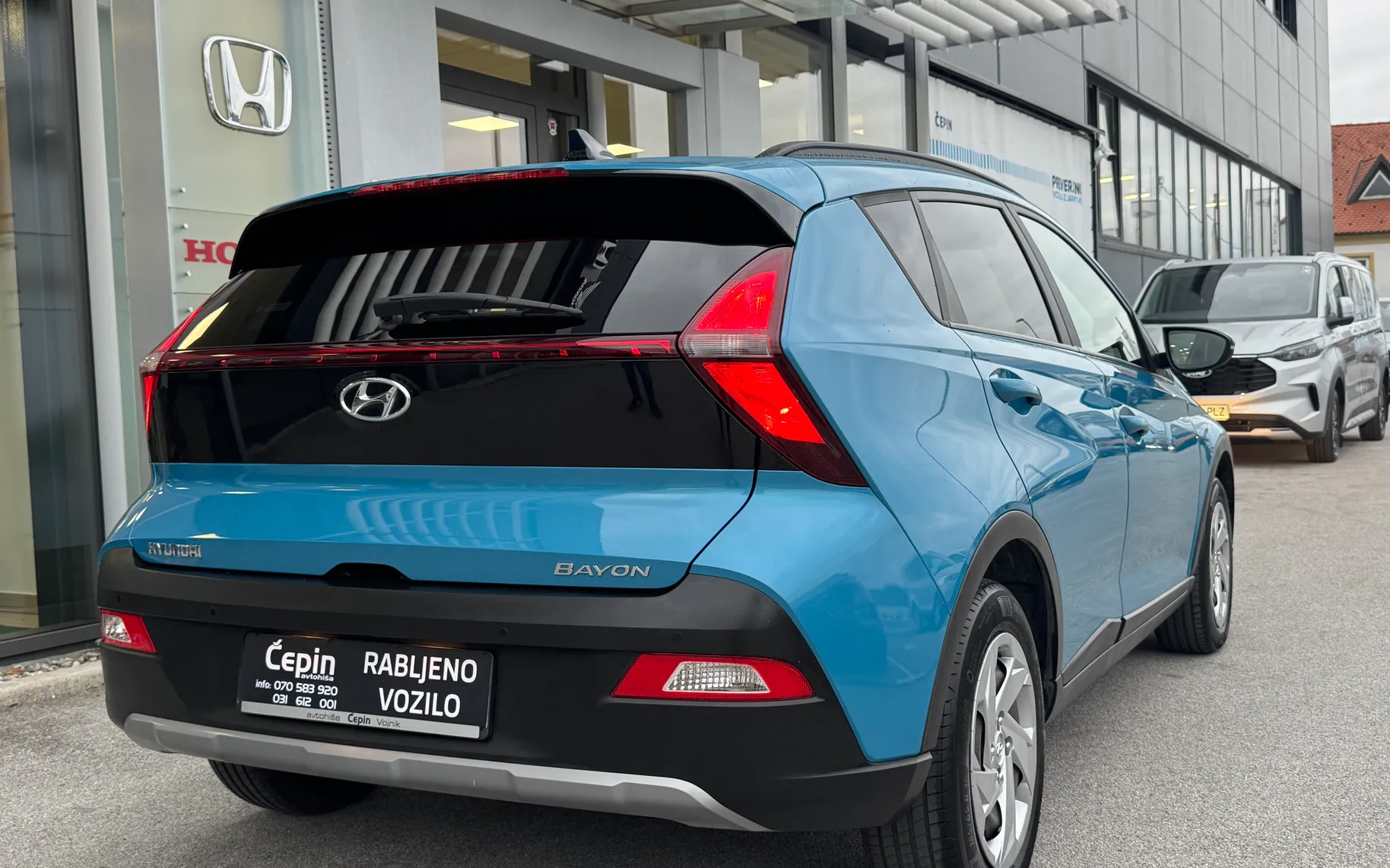 Zunanja slika - Hyundai Bayon - 1.2 MPI COMFORT-LED-NAVI-SLO-1LASTNIK-TOP - 6