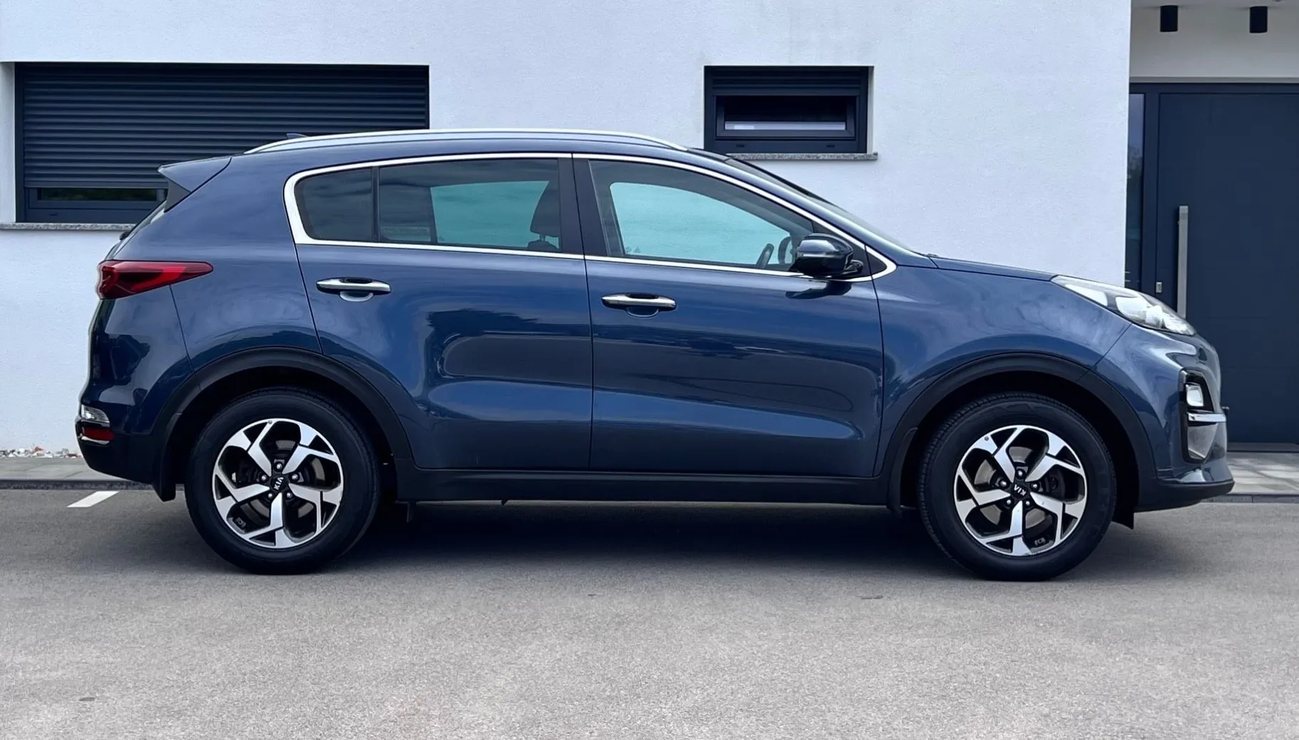Zunanja slika - KIA Sportage - 2WD 1.6 GDI+1. LAST+SLO+NAVI+PDC - 5