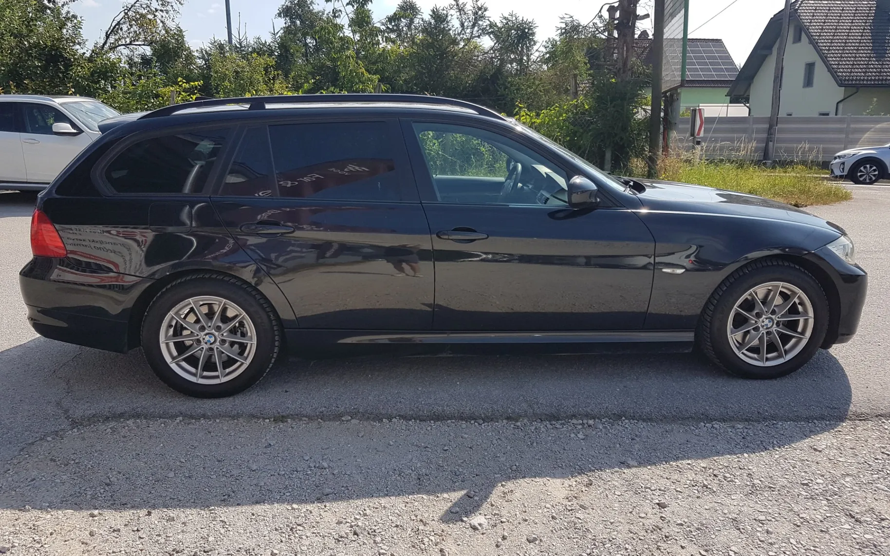 Zunanja slika - BMW M3 Touring - Serija 3 318d Touring - 3