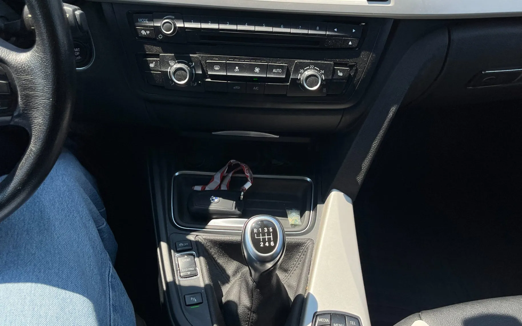Zunanja slika - BMW Serija 3 - 318d xDrive Touring NAVI. 2X PDC. TEMPOM - 30