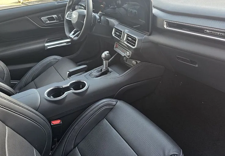 Zunanja slika - Ford Mustang - 5.0 Ti-VCT V8 328 kW  446KM   AT GT - 12