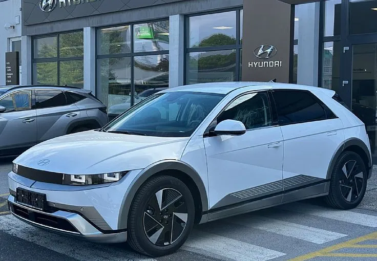 Zunanja slika - Hyundai Ioniq 5 - FL PREMIUM 84kWh°°topl.črp°°el.kljuke - 2