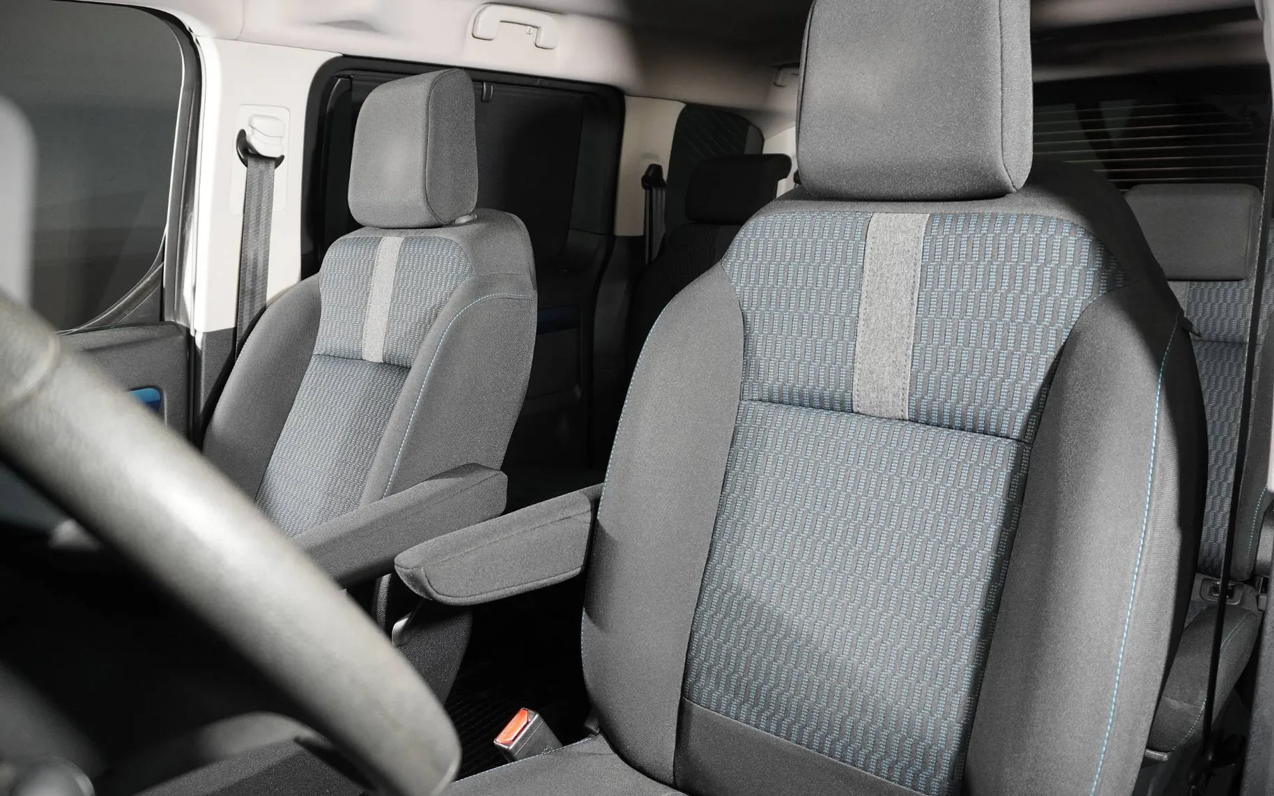Zunanja slika - Peugeot Traveller - 2.0 BlueHDi 110kw SLO+LED+TOP - 14