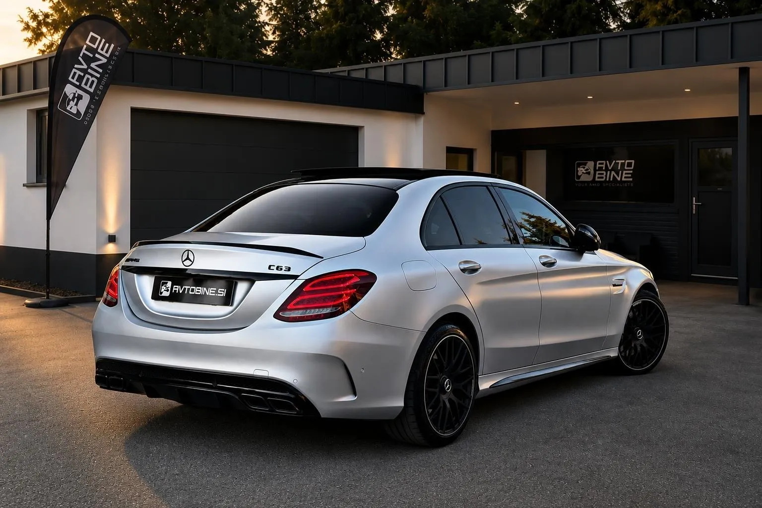 Zunanja slika - Mercedes-Benz C-Razred - C 63 AMG-FROZEN MAT-PANO-BURMESTER-LIMO-LED-AMG... - 6