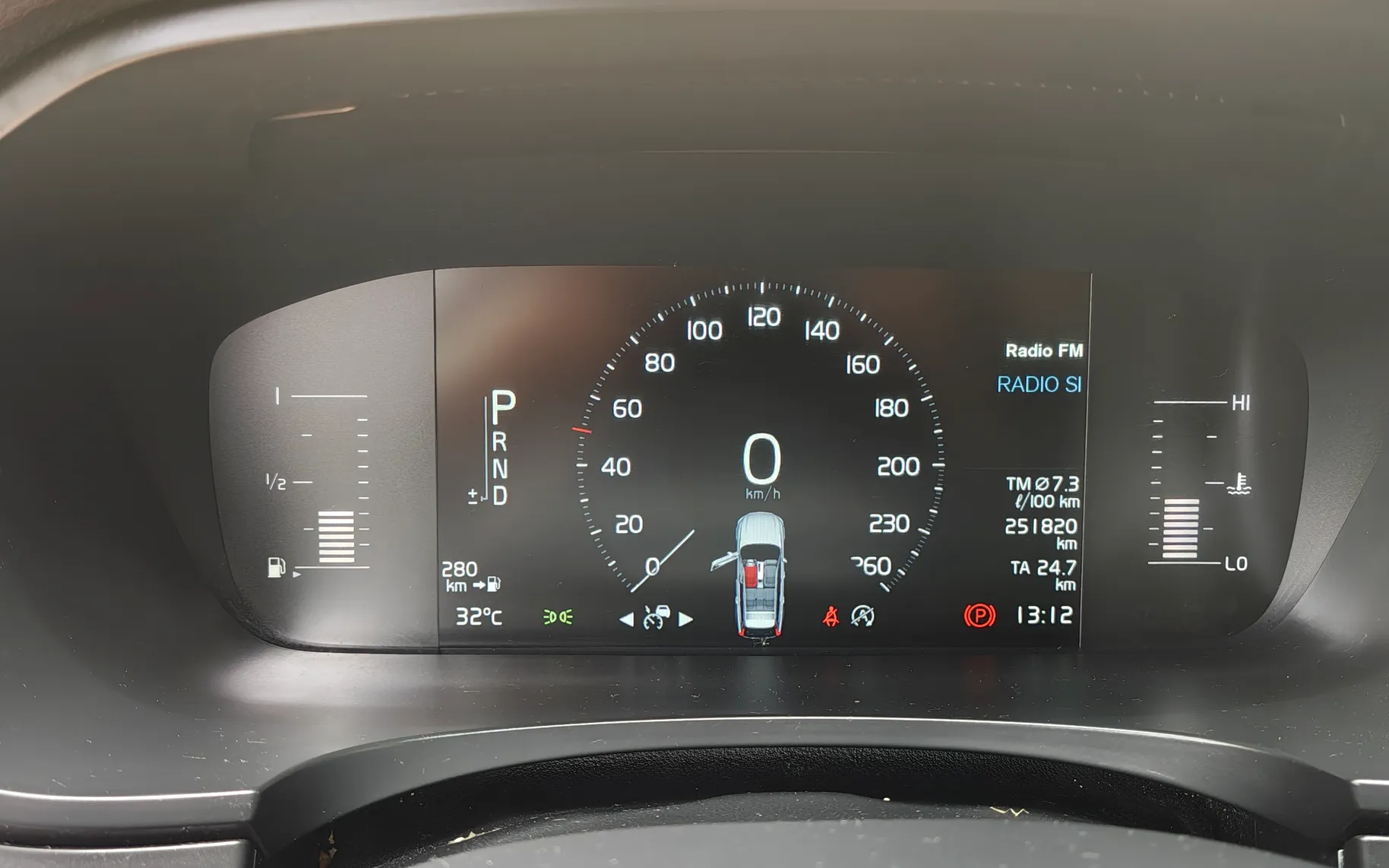 Zunanja slika - Volvo V90 - D3 Momentum Avt. - 4