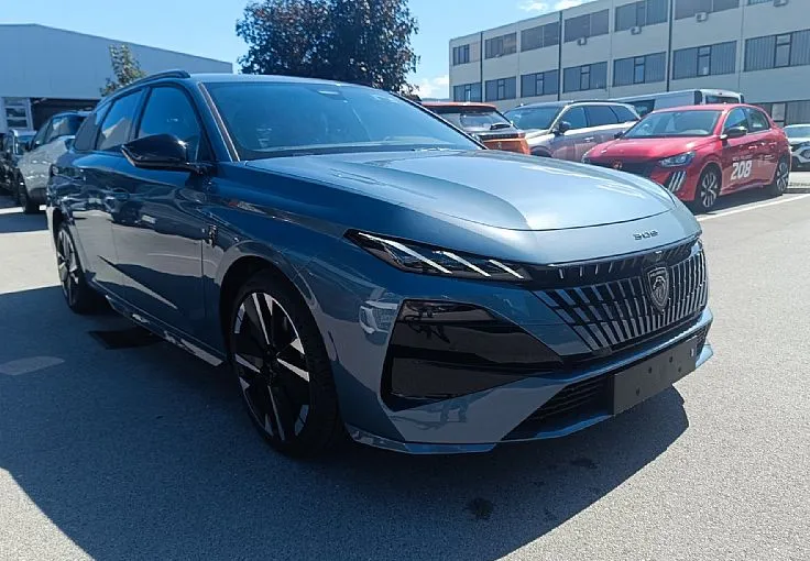 Zunanja slika - Peugeot 308 - SW 1.2 MHEV 145 e-DCS6 GT Avt.-KAMERA 360-ACC - 2