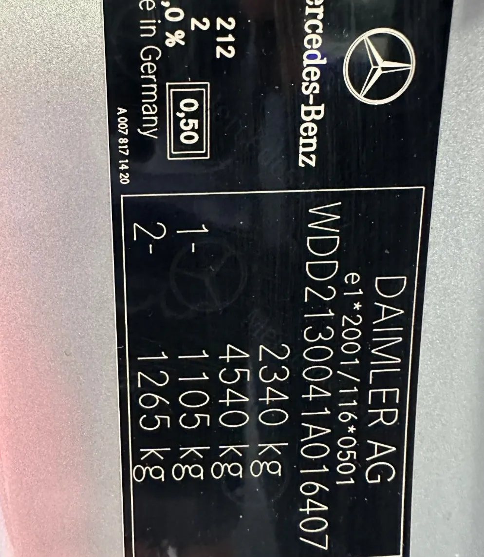 Zunanja slika - Mercedes-Benz E-Razred - E 220 d Avantgarde Avt.KAMERA.NAVI.USNJE.LED - 5