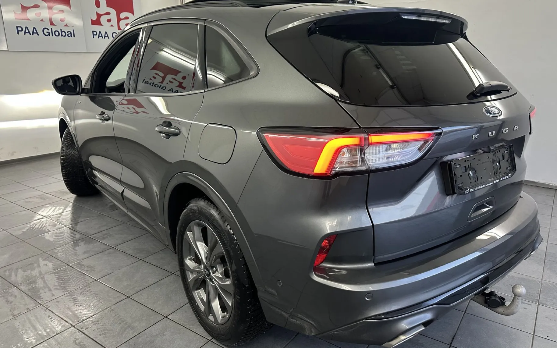 Zunanja slika - Ford Kuga - 1.5 EcoBoost ST-Line.NEMŠKA.PANORAMA.KLJUKA.BENCIN - 4