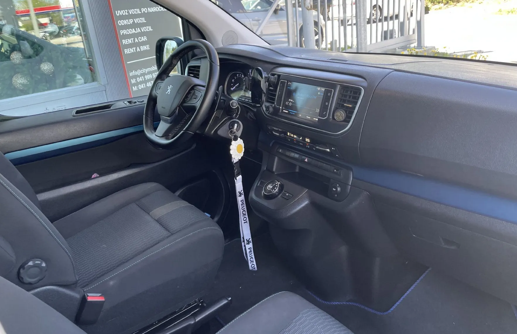 Zunanja slika - Peugeot Traveller - 1.LASTNIK-RADAR TEMPOMAT-ALU-MULTIFUNKCIJA-PDC - 5