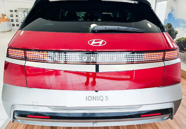 Zunanja slika - Hyundai Ioniq 5 - 168 KW 84 KWH PREMIUM-TOPL.Č.-EL.KLJUKE-VIDEO - 5