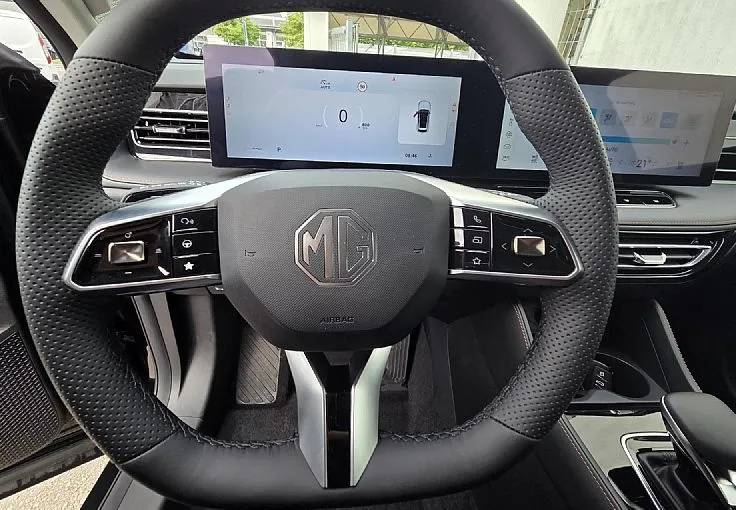 Zunanja slika - MG MG HS - HS Luxury 1.5T-GDI Avt+7 let tovarniške garancije - 10