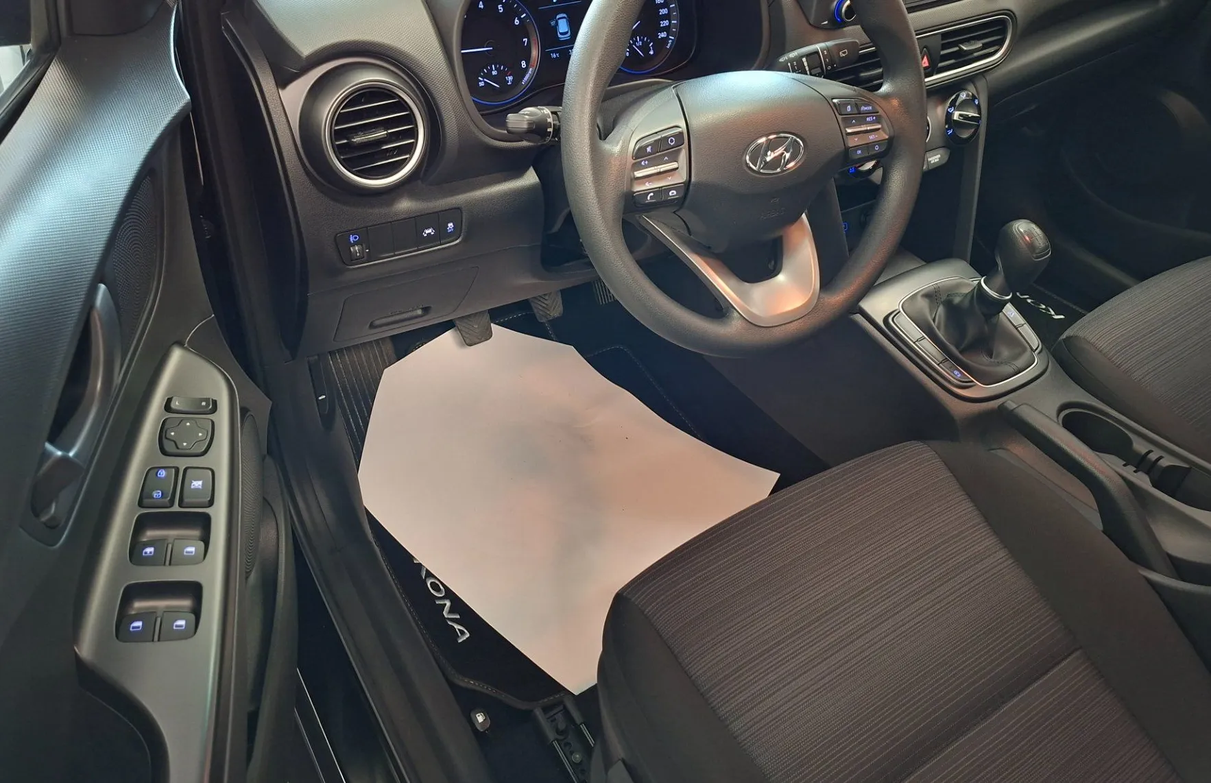 Zunanja slika - Hyundai Kona - 1.0 T-GDI 120 Trend-1.LASTNIK-SLO-ODLIČEN- - 7