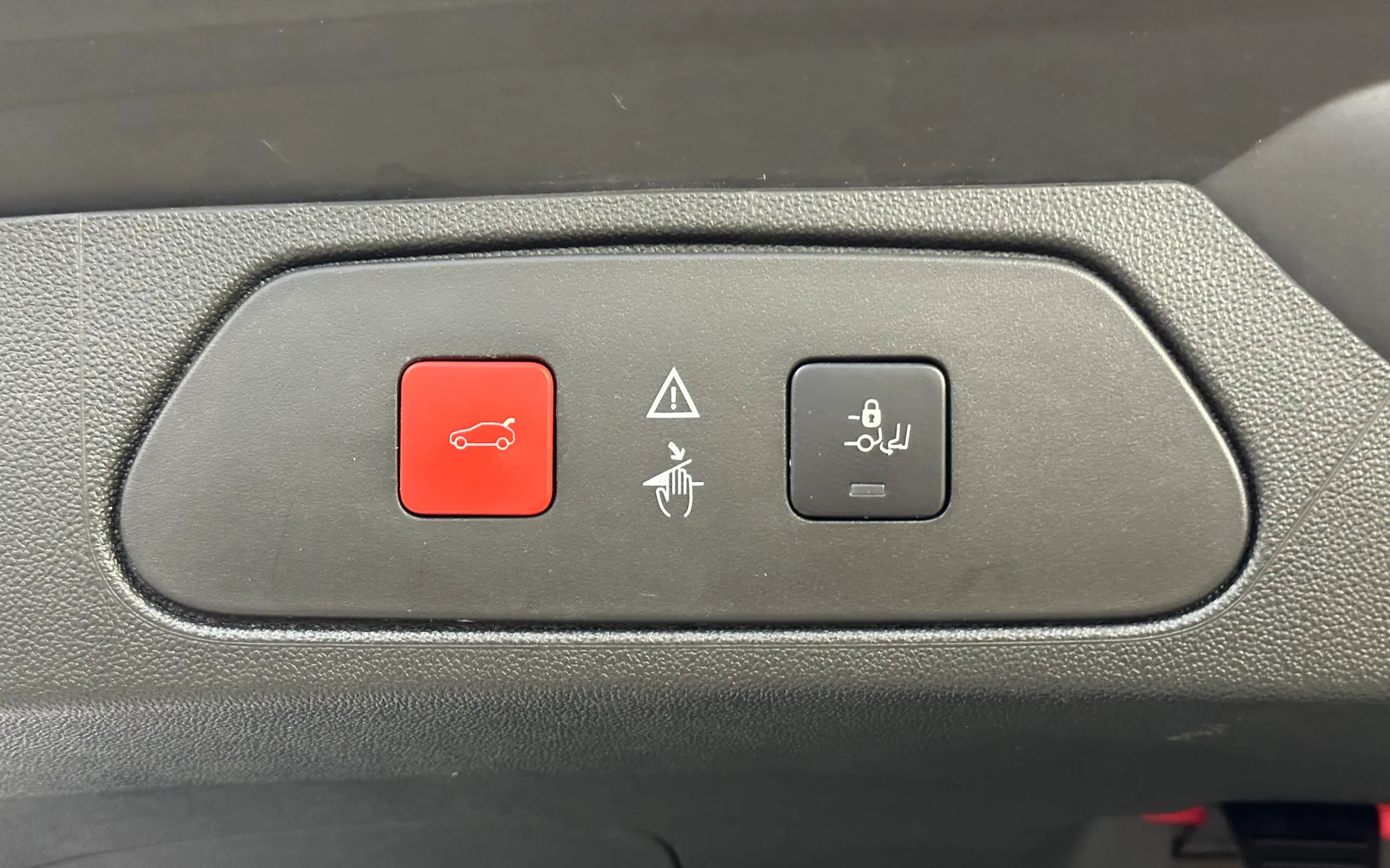 Zunanja slika - Opel Grandland X - 1.2 TURBO INNOVATION + 5 LET JAMSTVA - 25