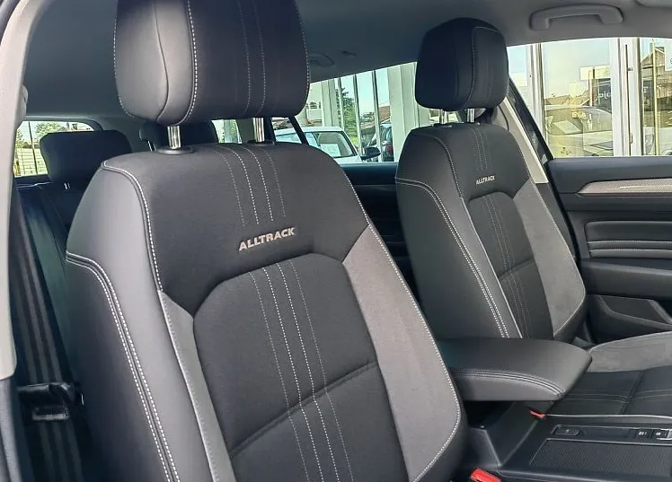 Zunanja slika - Volkswagen Passat - Alltrack 2.0TDI-200KM-4M-DSG-FULLED-KAMERA-VIRTUAL-ACC-NAV - 13