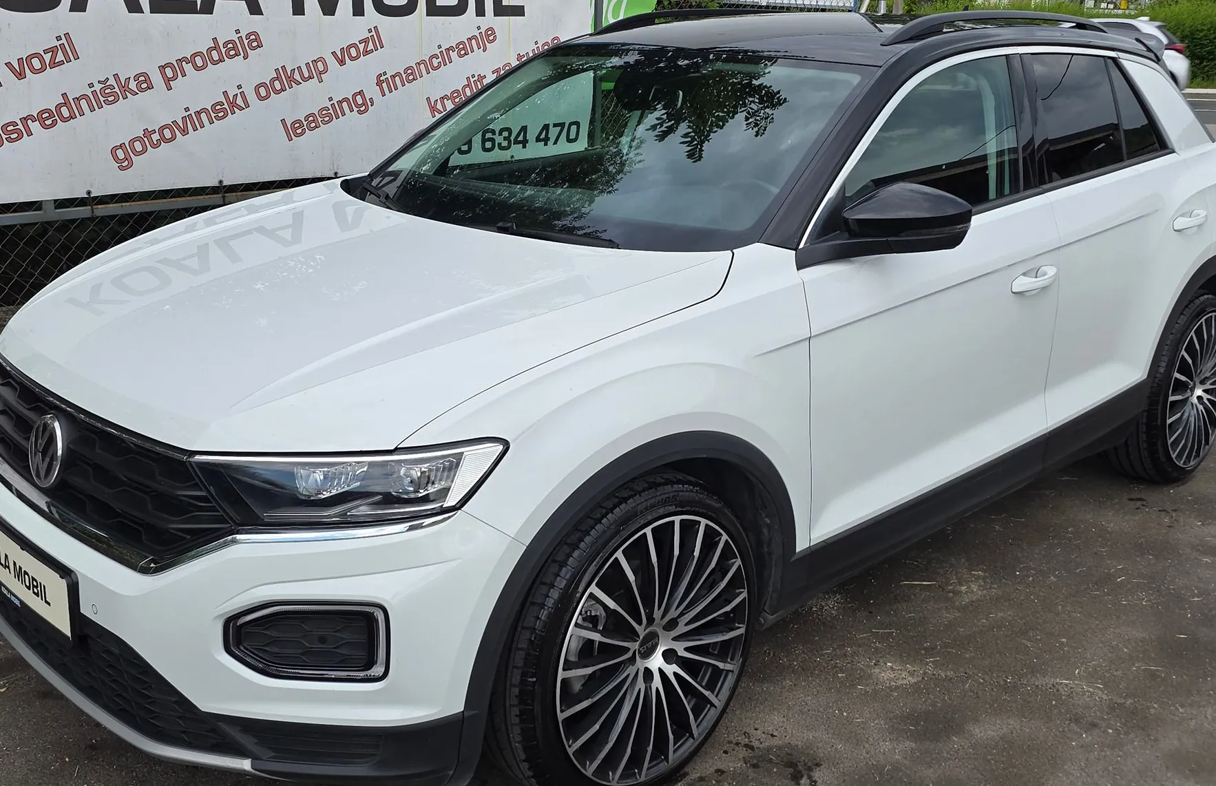 Zunanja slika - Volkswagen T-Roc - 1.6 TDI BMT SPORT LED-VIRTUAL-ALU-PDC - 8